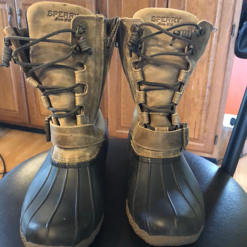 Sperry waterproof boots.  Women’s size medium.